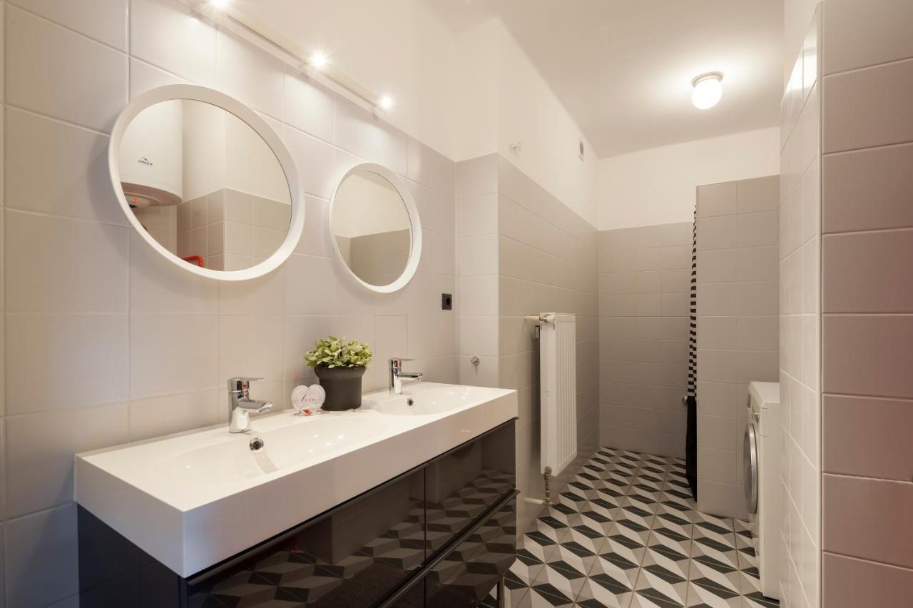 New Design Apartment By Gozsdu Court Budapest Kültér fotó